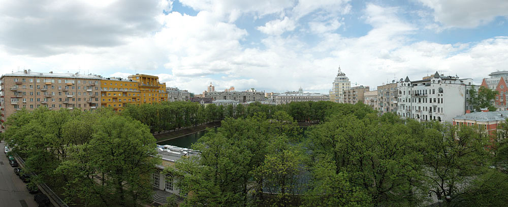 Панорама Патриаршие пруды на европейский уголок Москвы 